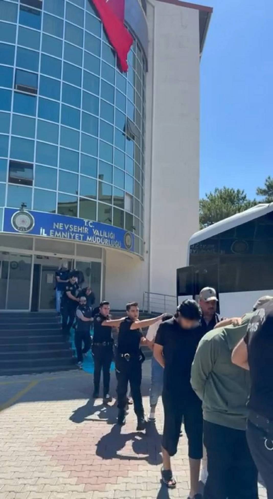 Konya dahil 8 ilde eş zamanlı DEAŞ baskını: Sınır dışı ve tutuklamalar var 1